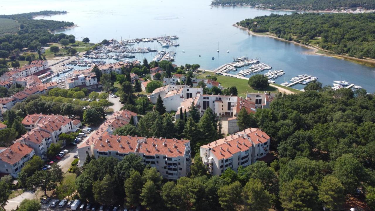 Apartamento Apartman Pirol - Pure Enjoyment & Relaxation Poreč Exterior foto
